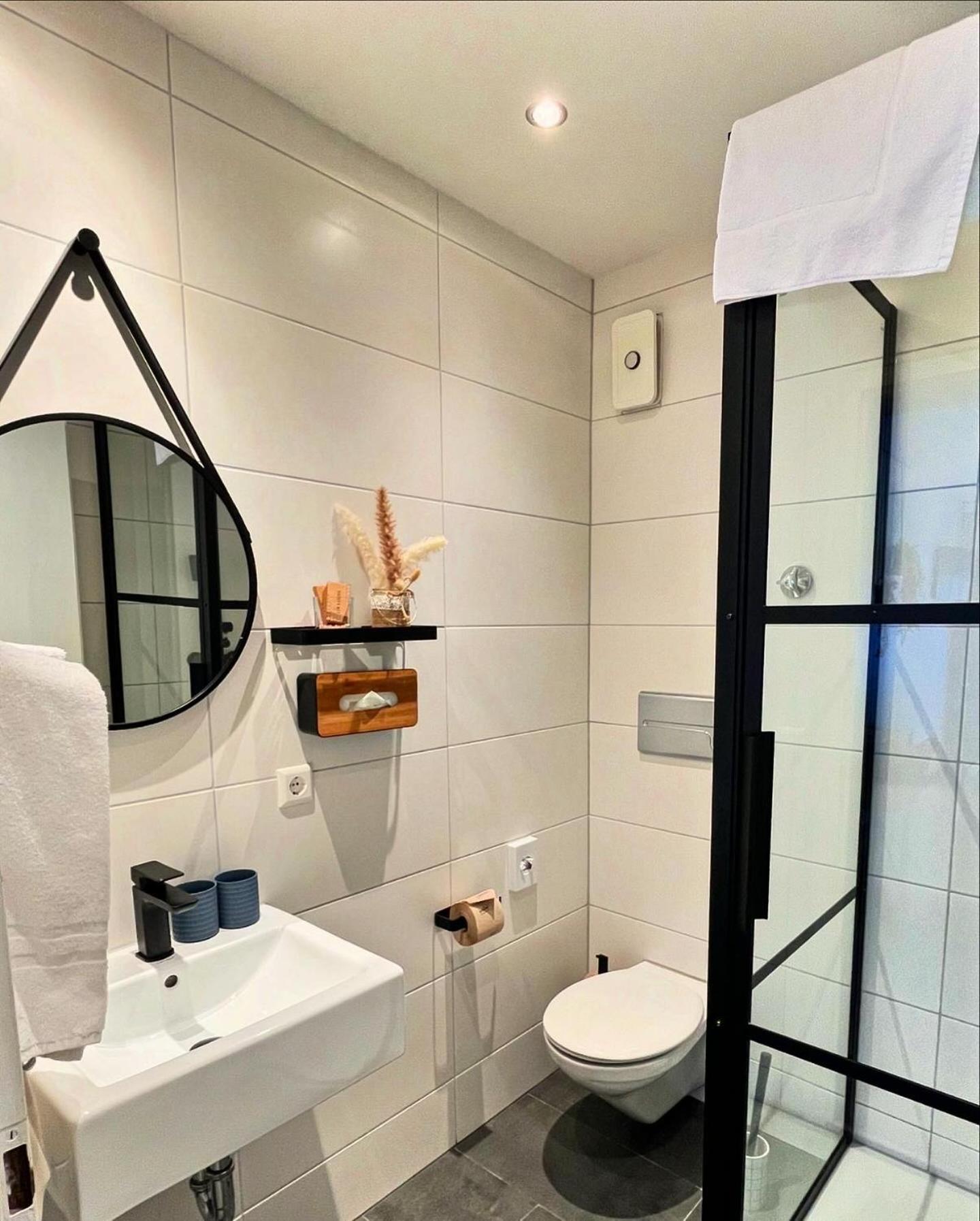 Kreuzblume Hotel & Weinstube Freiburg im Breisgau Kültér fotó